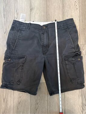 Levi's Men's Charcoal Cargo Shorts